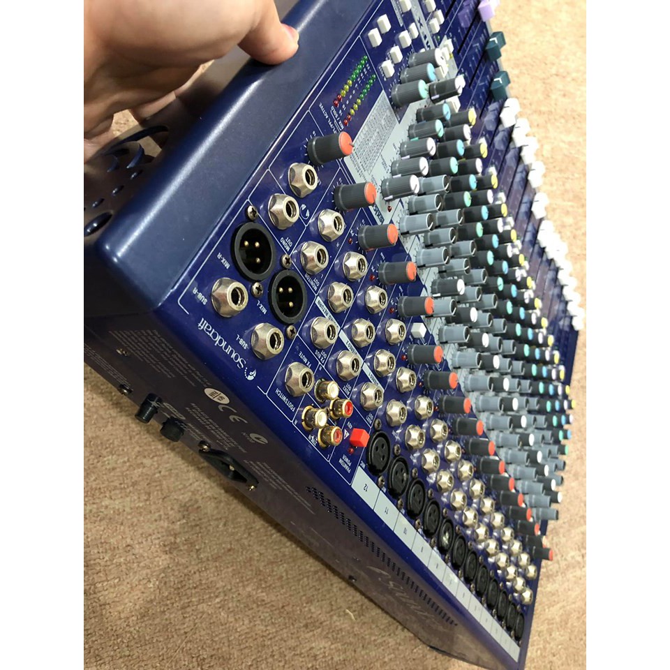 BÀN MIXER SOUNDCRAFT MFX12/2 CÔNG NGHỆ XỬ LÝ ÂM THANH MỸ