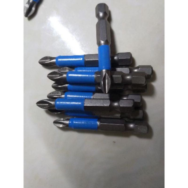 sét 2 cái  Đầu tô vít 4 cạnh chống trượt cho máy khoan