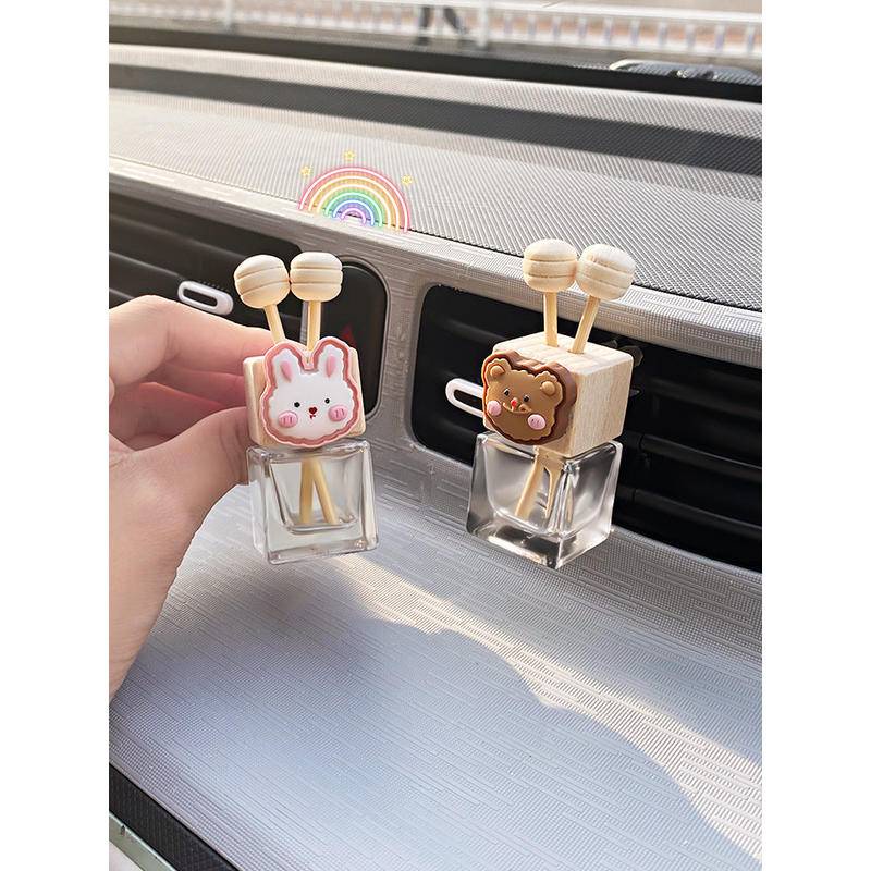 Tinh Dầu Thơm Xe Hơi Thanh Lịch Tươi Mới