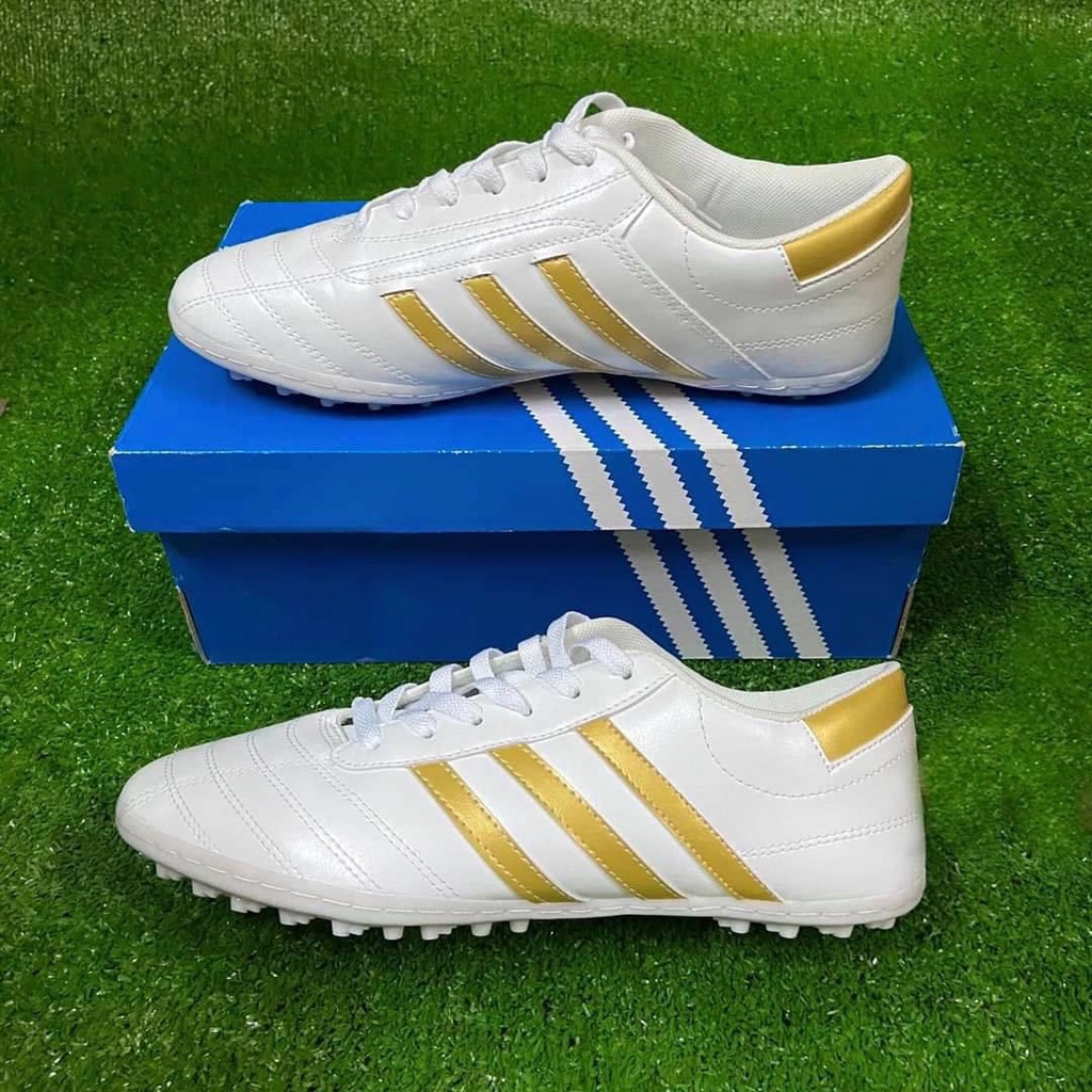 Giày đá bóng CT3 màu trắng 💥 Giày đá bóng 3 sọc sân cỏ nhân tạo CT3 màu trắng Full Box