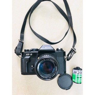 Máy ảnh film Ricoh XR8 Full cơ,tốc cao 2000 + Lens SMC Pentax 50mm f1.4 ngàm pentax K