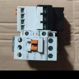 Khởi động từ và role nhiệt GMC22 -giá 1 bộ
