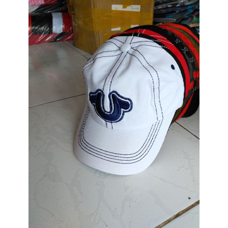 Nón thời trang Evisu