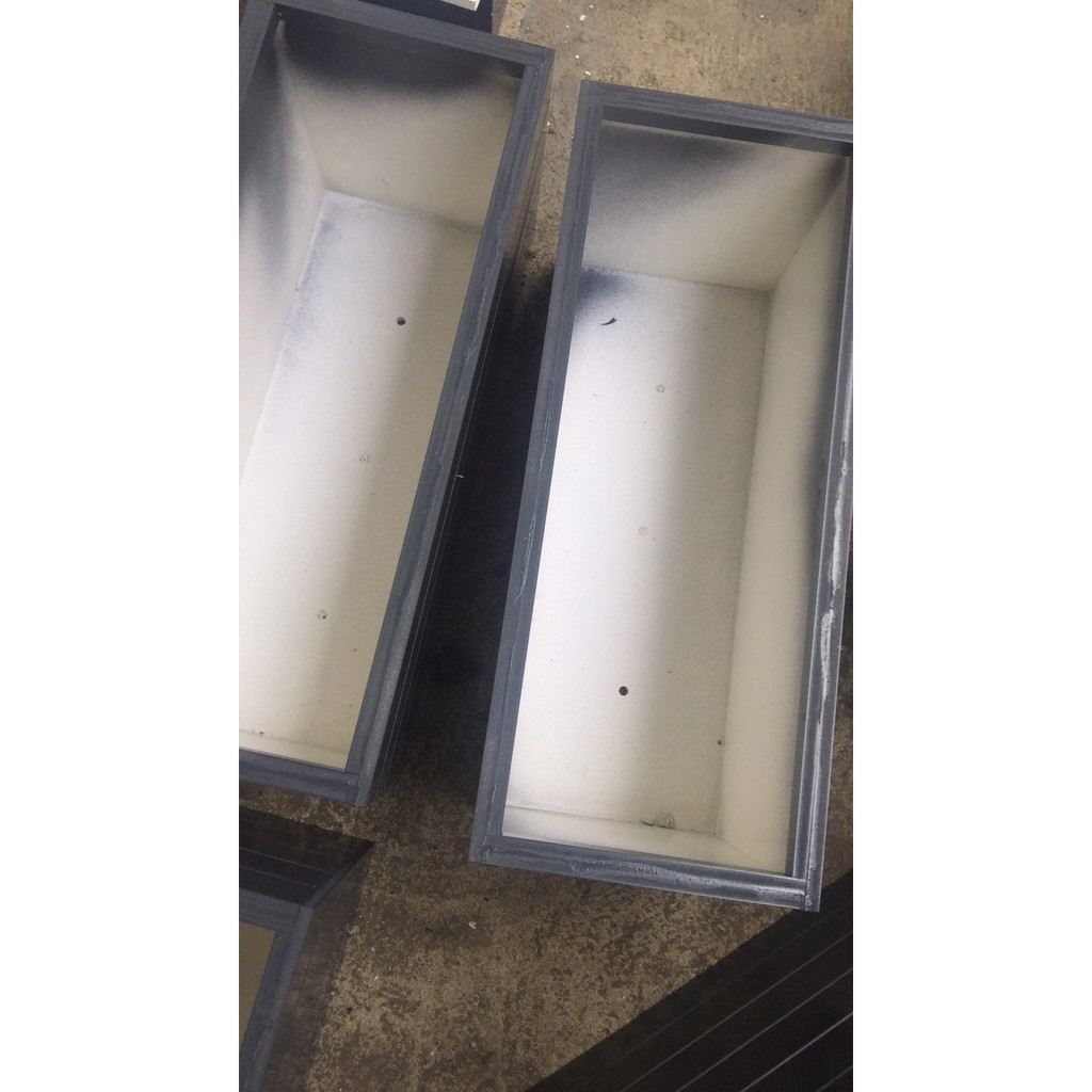 Chậu trồng cây composite mầu ghi