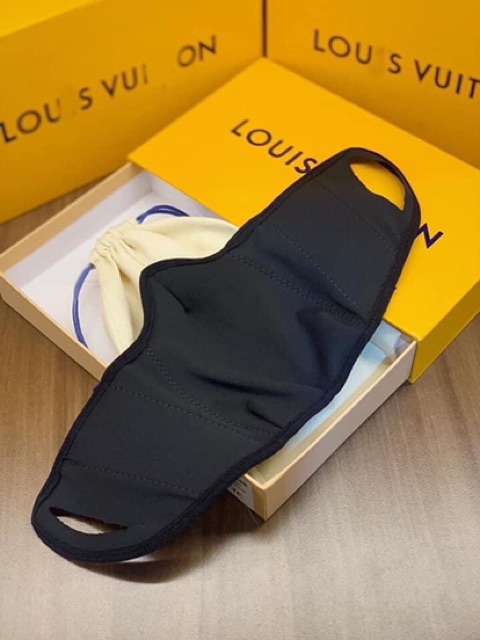 Khẩu trang LV. có sẵn | BigBuy360 - bigbuy360.vn