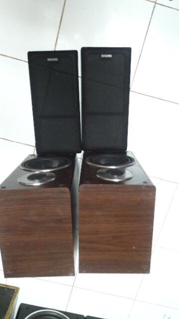 Bán cặp loa diatone DS - 300V