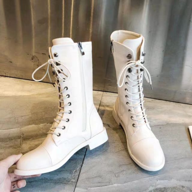 Giày boots cổ vừa trắng, giày cổ cao, giày nữ, style