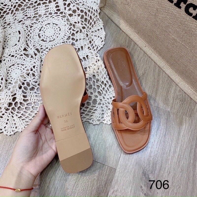 dép hm dây xích bản mẫu mới siêu tây ( rẻ vô đich )