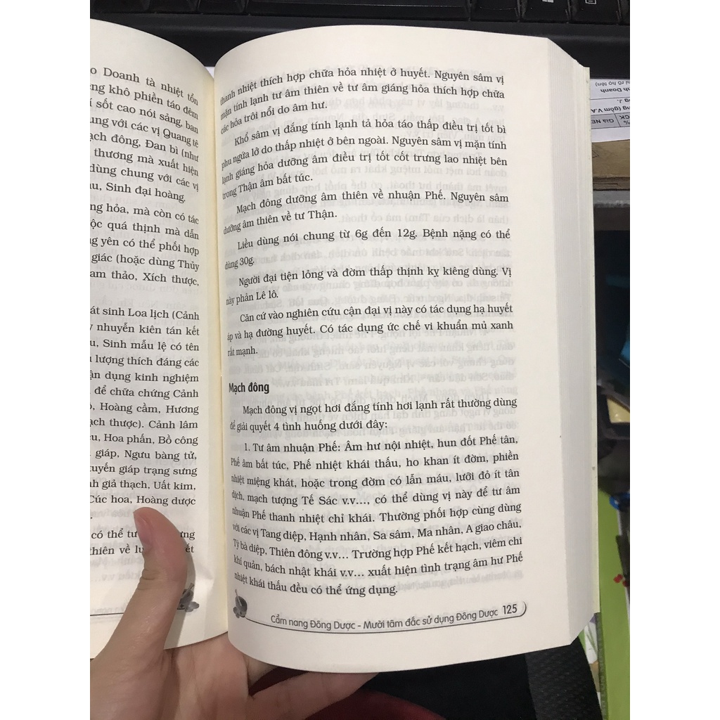 Sách - Cẩm nang đông dược : mười tâm đắc sử dụng đông dược ( Minh Thắng )