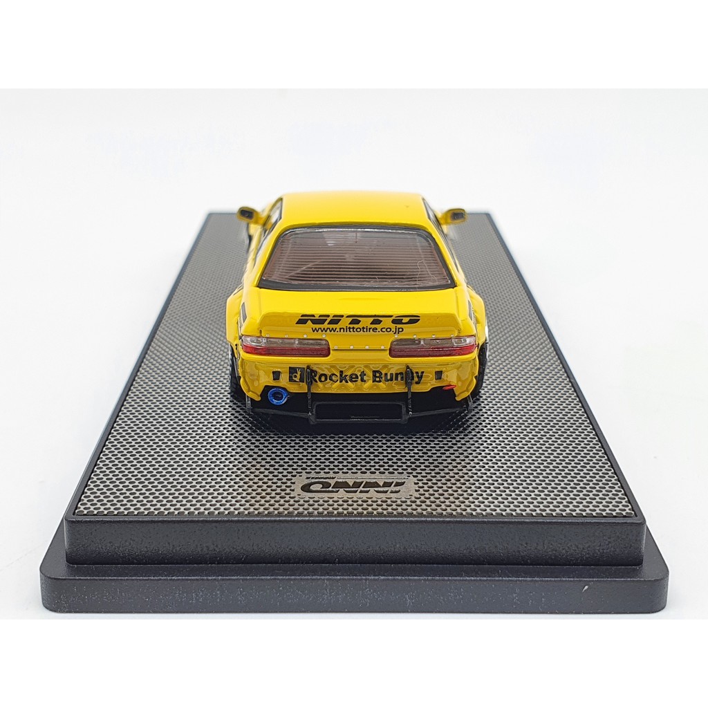 Xe Mô Hình Nissan Silvla S13 (V2) Pandem- &quot;Rocket Bunny&quot; Yellow 1:64 Inno Models (Vàng)