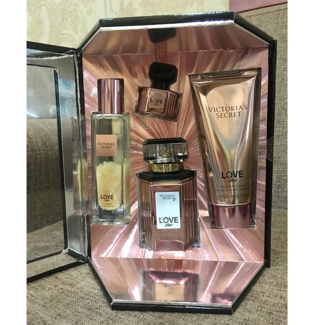 Hàng chuẩn Auth Nước hoa Victoria's Secret ( xách tay từ mỹ về )