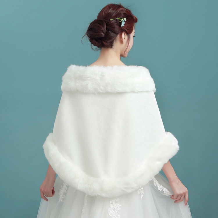 Áo choàng len màu trắng ấm áp thời trang thu đông 2019 mới cho cô dâu
 | BigBuy360 - bigbuy360.vn