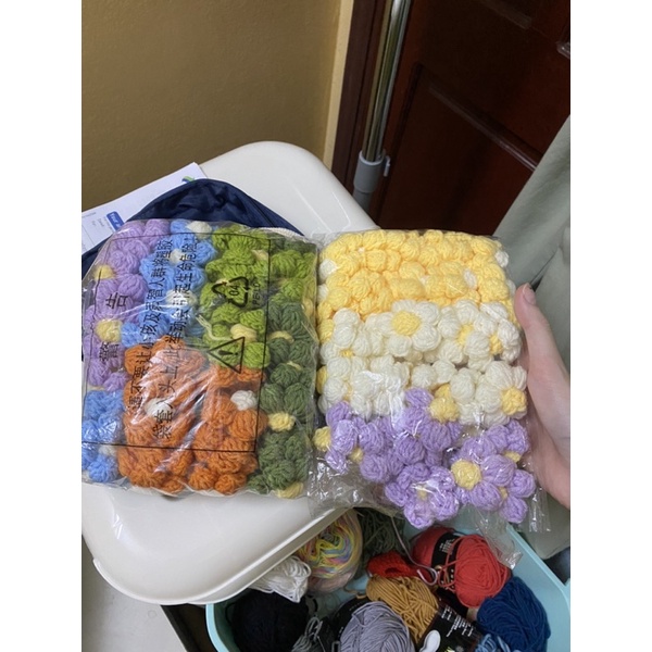 Combo hoa len có móc cài màu ngẫu nhiên