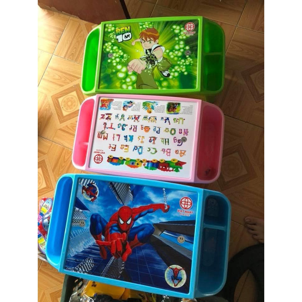 Bàn Học Nhựa Việt Nhật Có Ống Cắm Bút Cho Bé | BigBuy360 - bigbuy360.vn