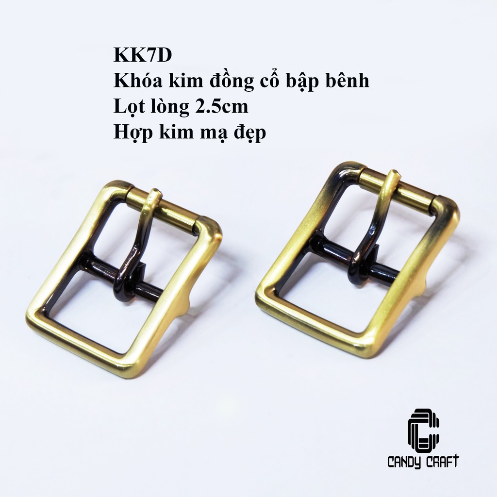 Khóa kim màu đồng cổ