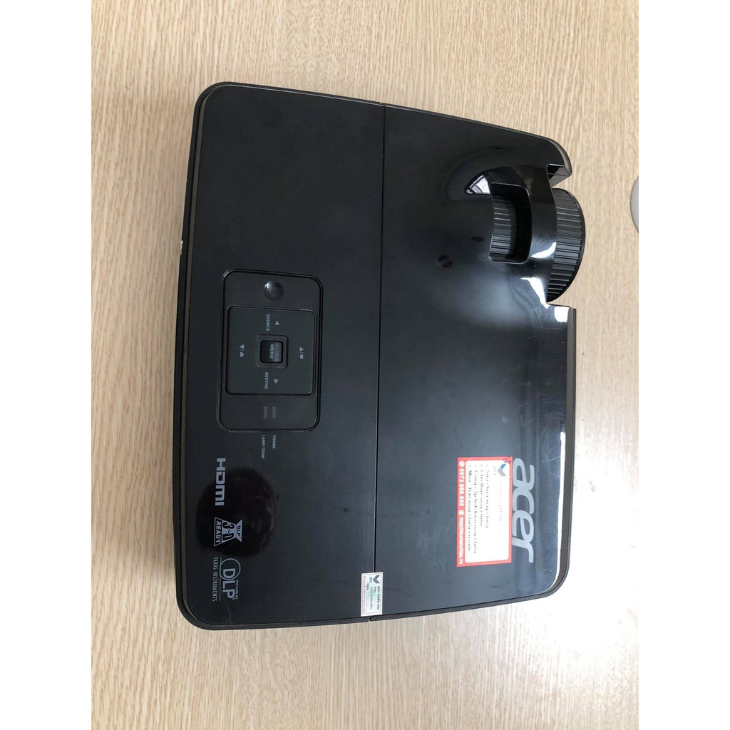 Máy Chiếu Cũ Acer X1220h. Còn 90% độ sáng đẹp, hàng bảo hành 3 tháng có điều khiển chính hãng đi kèm