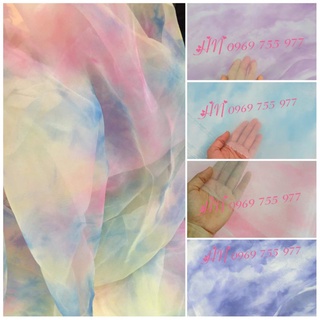 Vải voan kính loang làm hoa voan khổng lồ