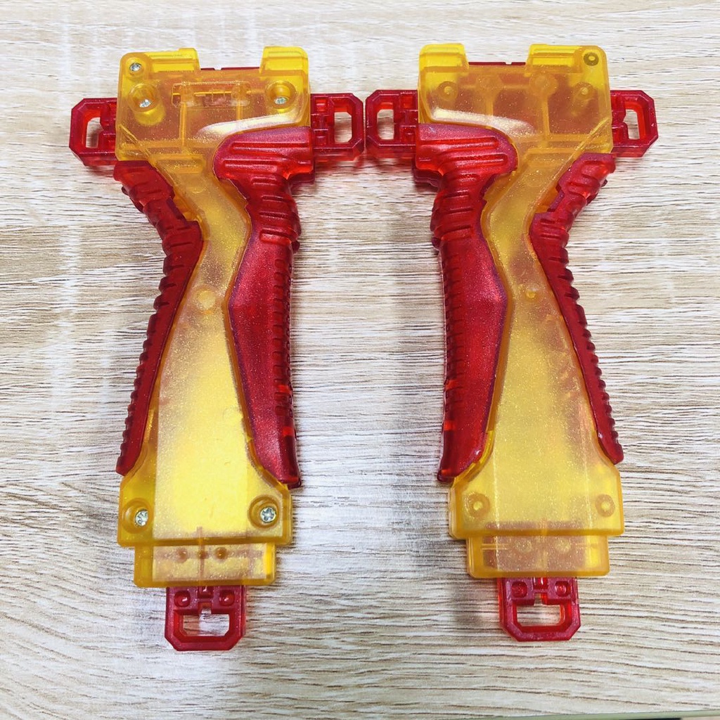 1 Dụng Cụ Khởi Động Con Quay Beyblade B-116 Màu Đỏ Trong Suốt