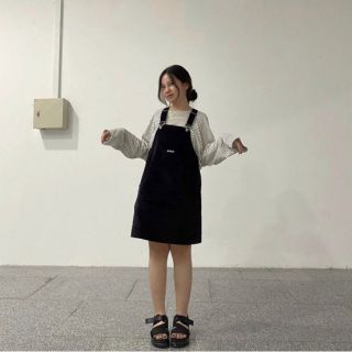 Yếm Váy Kaki Màu Đen