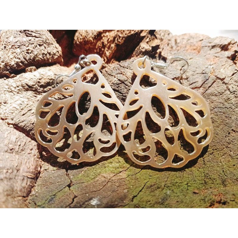 Bông tai làm từ sừng trâu tự nhiên hàng cao cấp xuất đi châu Âu đeo không bị ăn tai