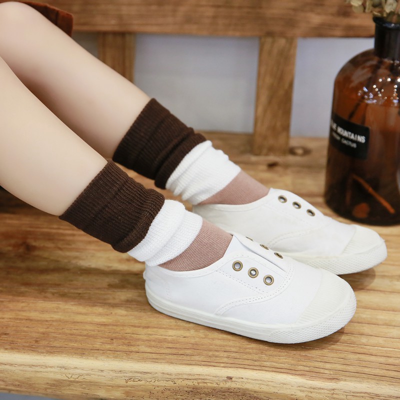 Tất thể thao bằng cotton dùng cho trẻ nhỏ