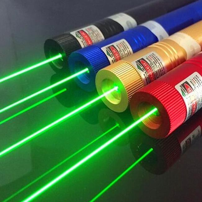 Bút Chiếu Laser Xanh Lá / Đỏ 303