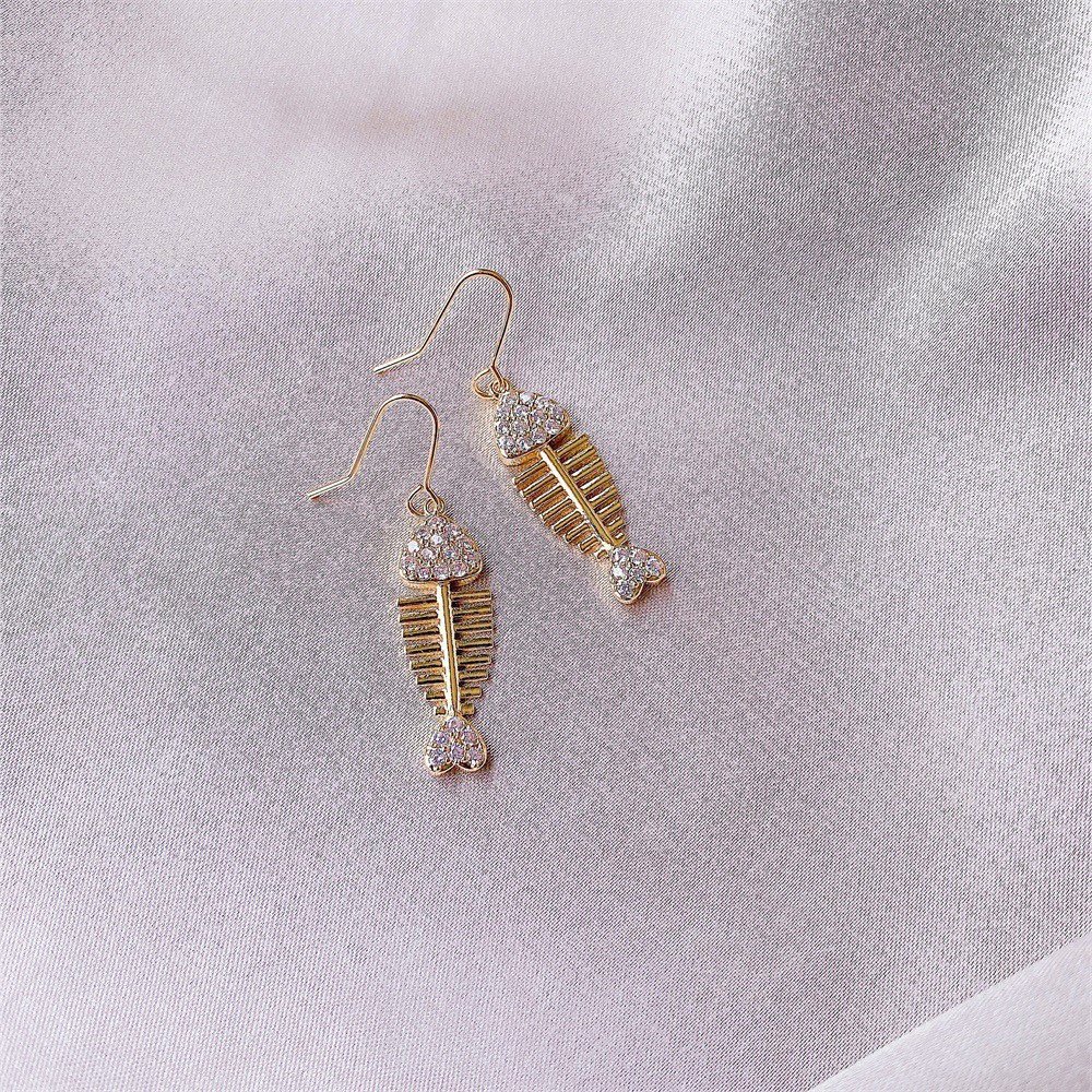 Bông Tai Thiết Kế Hình Xương Cá Đính Đá Zircon Thời Trang Sang Trọng
