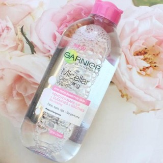 Nước tẩy trang Garnier hồng