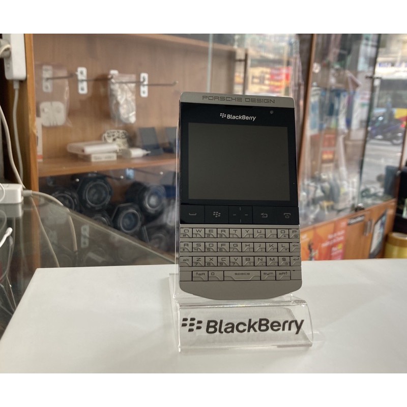 Đế trưng bày điện thoại logo BlackBerry