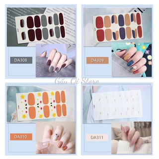 Nhãn dán móng tay nghệ thuật