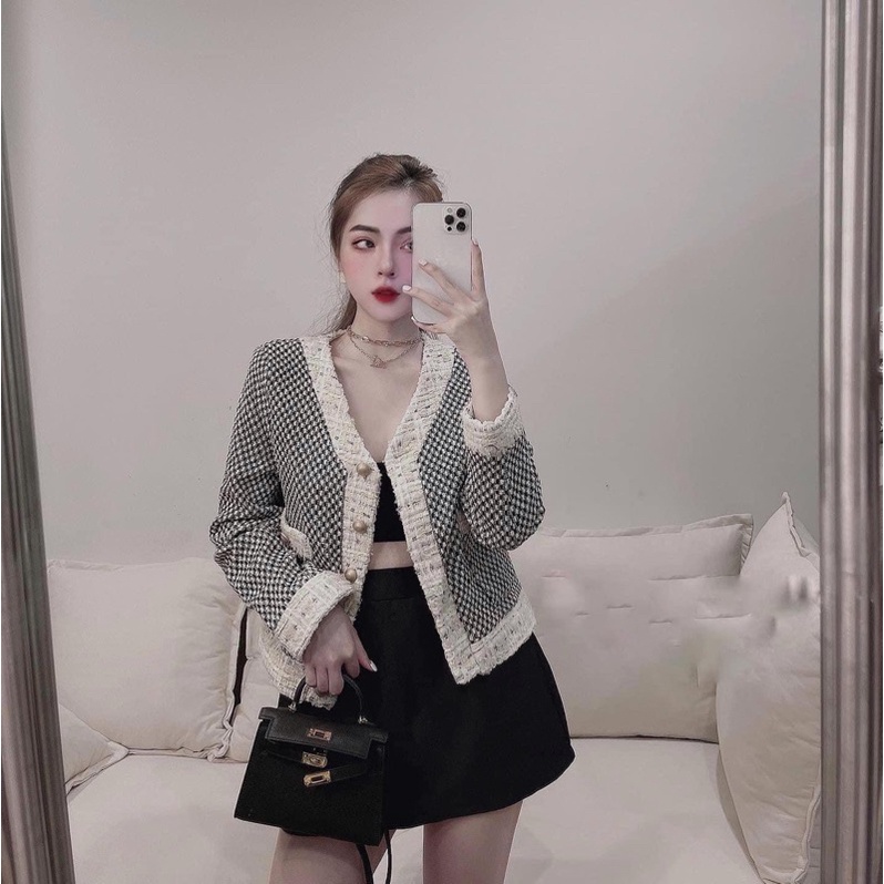 Áo khoác dạ viền trắng