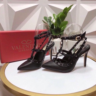 Giầy cao gót valentino