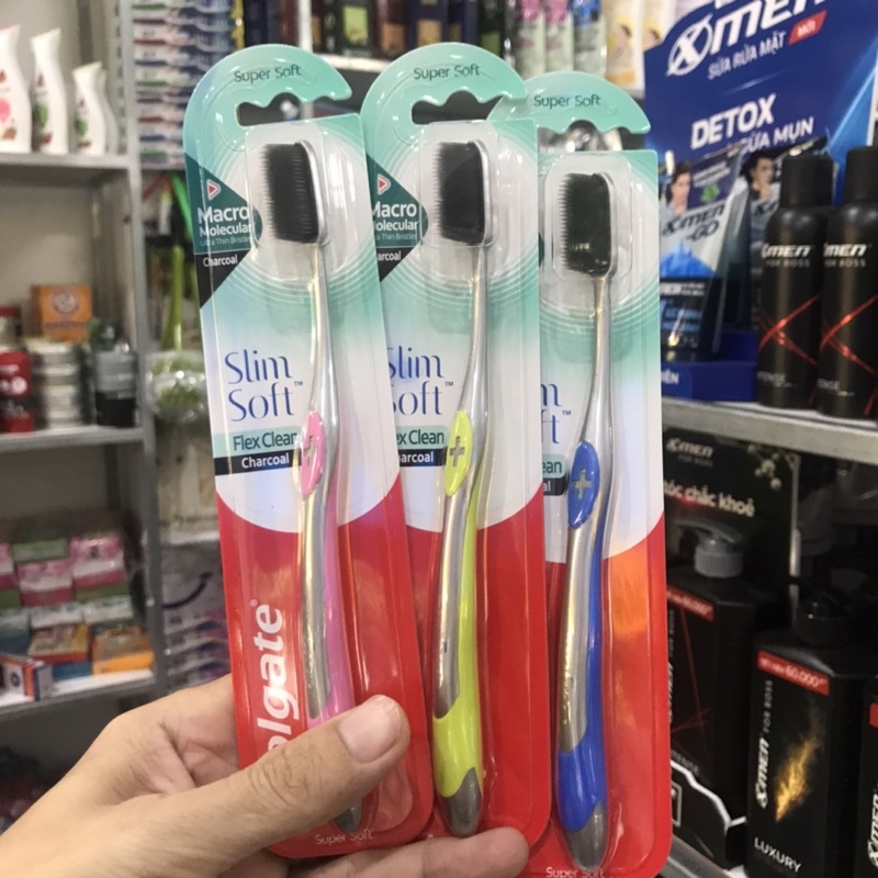 Bàn chải đánh răng Colgate Flex clear lông chải nguyên khối.