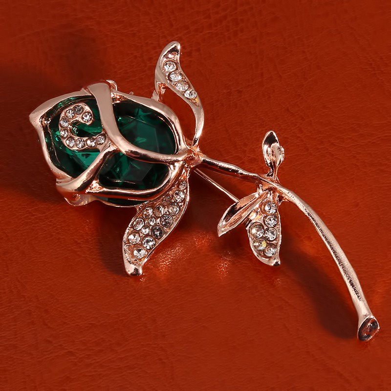 Trâm cài áo hình hoa hồng đính đá pha lê