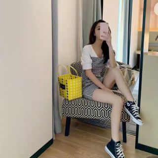 Đầm kẻ suông ulzzang tiểu thư