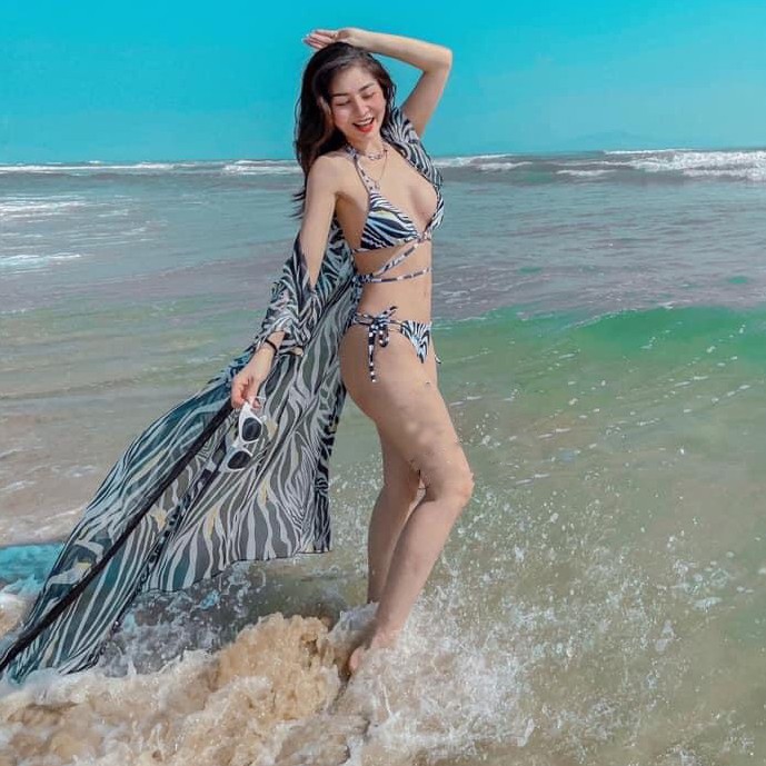 BIKINI 2 MẢNH HỌA TIẾT NGỰA VẰN KÈM ÁO KHOÁC CAO CẤP BIKINISTORE