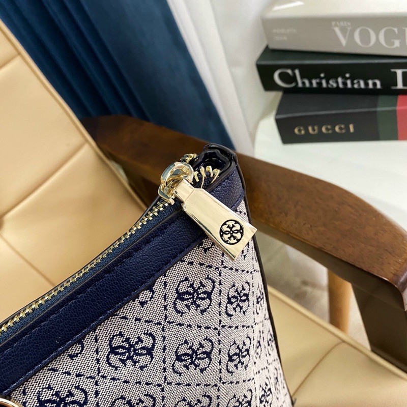 TÚI GUESS VINTAGE TOTE