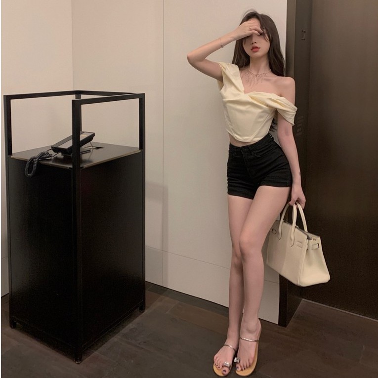 Cocory vn Thời Trang Áo Croptop Tay Ngắn Trễ Vai Chất Liệu Satin Quyến Rũ Cho Nữ