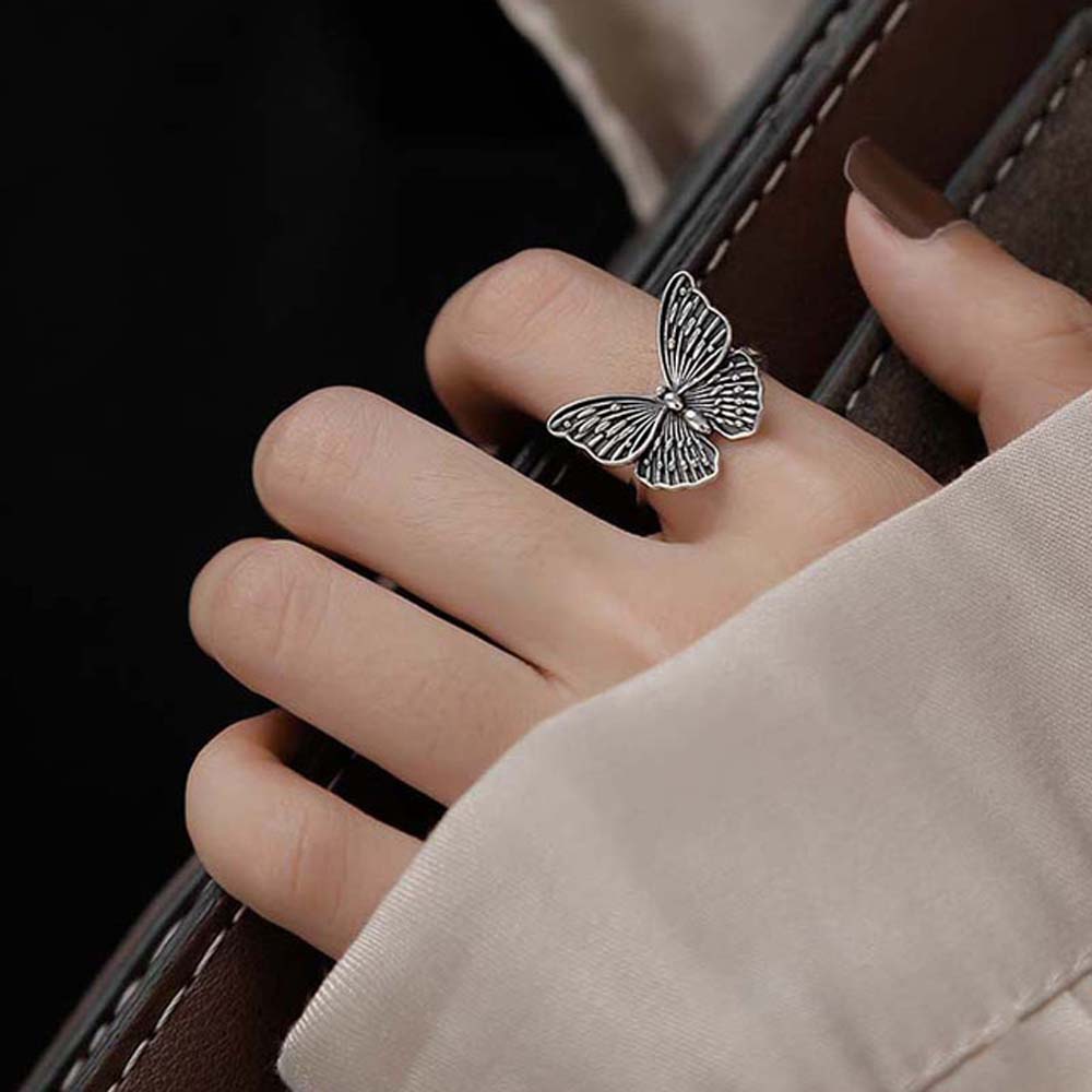 Nhẫn Đeo Tay Kim Loại Hình Bướm Vintage Cho Nữ