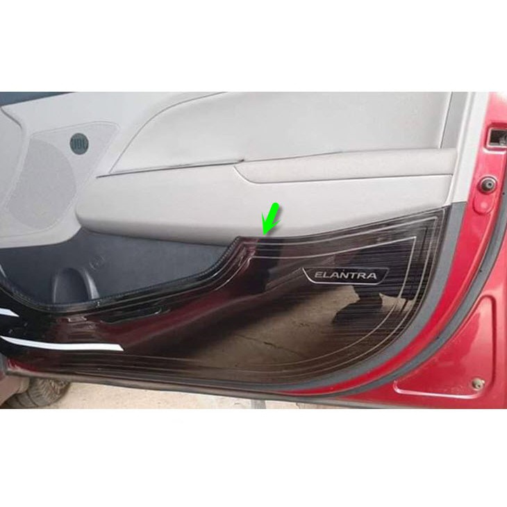 Ốp tapi chống xước cánh cửa Hyundai Elantra 2016-2021