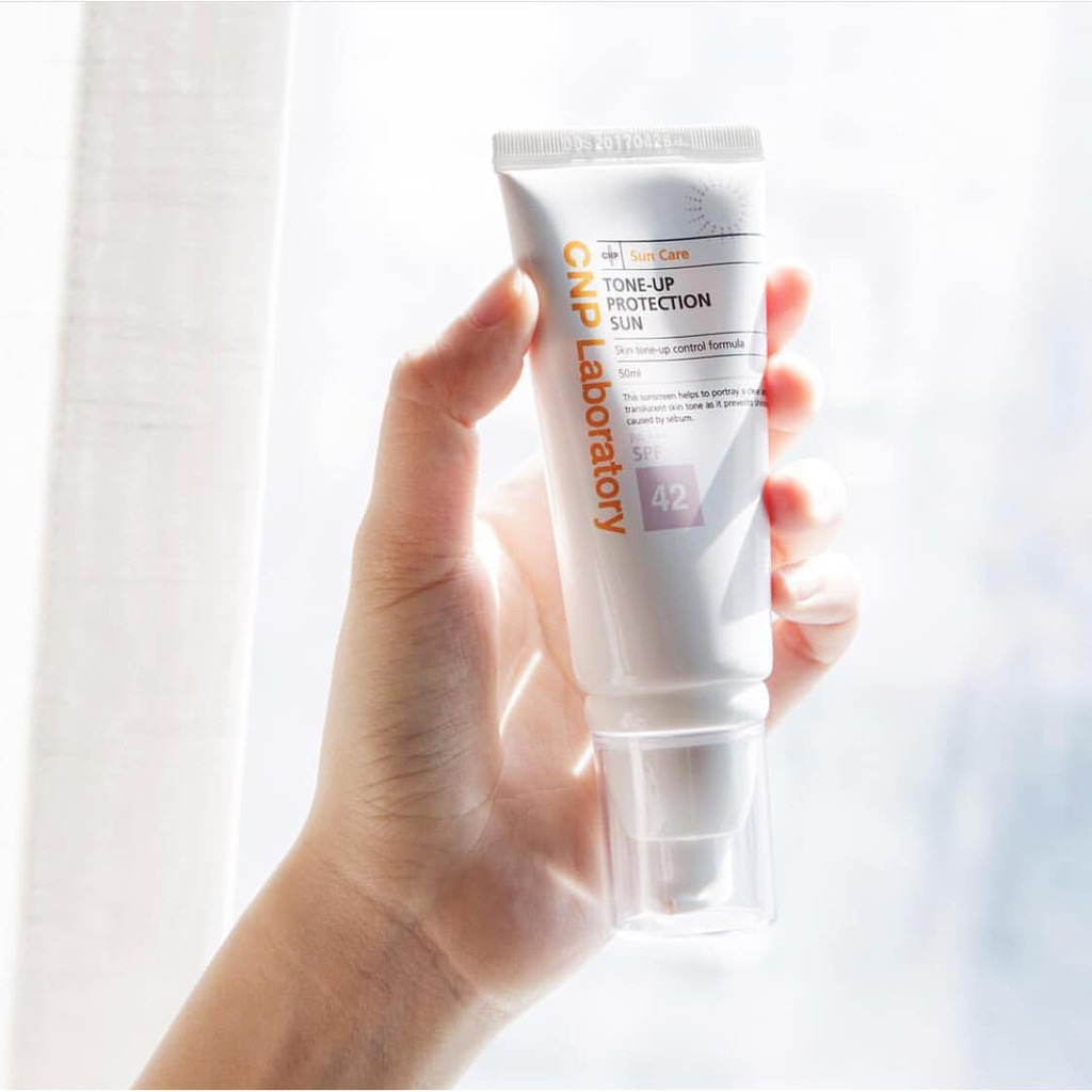 Kem chống nắng CNP LABORATOR Tone-Up Protection Sun SFP 42 PA +++