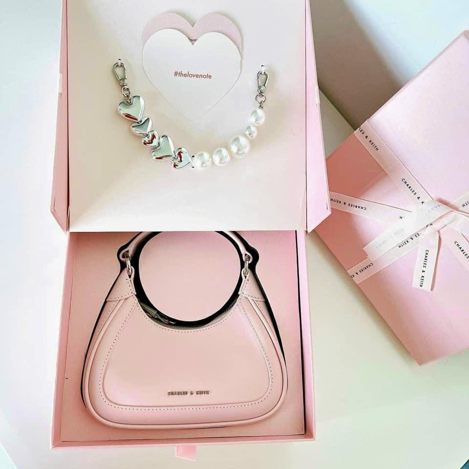 Túi Xách Nữ Charles &amp; K Trái Tim Bản Chuẩn Đẹp Tặng Kèm Túi Giấy Có Hộp Hồng