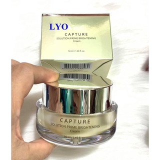 Kem dưỡng trắng da AHC Capture Solution Prime Brightening Cream màu vàng
