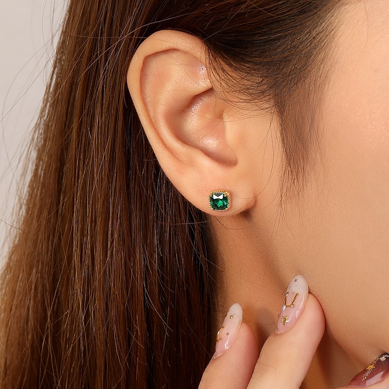Khuyên tai nữ đá xanh sang trọng phong cách Hàn Quốc