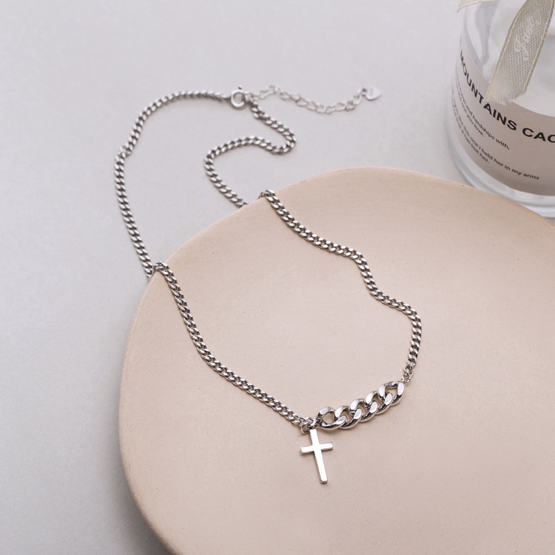Vòng cổ Thép Không Gỉ Mặt Thánh Giá Thời Trang Dành Cho Nam Và Nữ