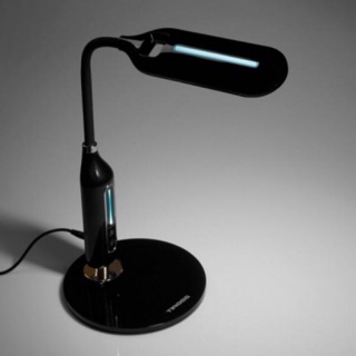 Đèn bàn Tiross TS1813Black 8W