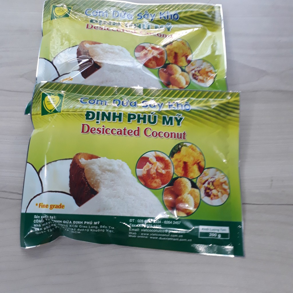 Cơm dừa sấy khô định phú mỹ 200g