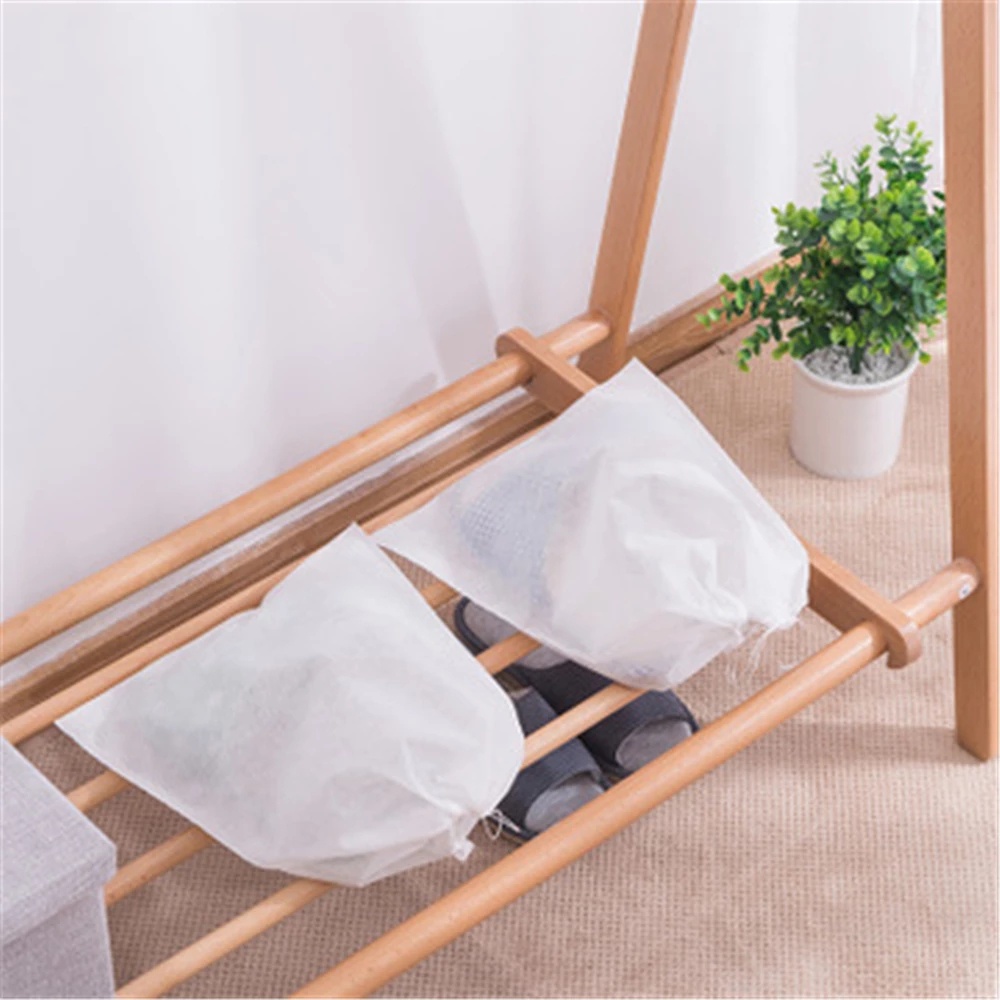 Túi Đựng Giày / Quần Lót / Giày Dép Hình Vuông Bằng Vải Không Dệt Chống Bụi Tiện Dụng Mang Theo Du Lịch