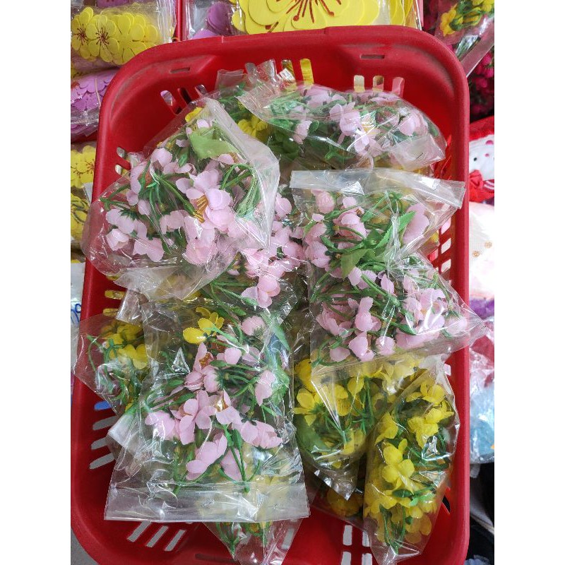 3 Túi hoa mai vàng kèm nụ, lá hot
