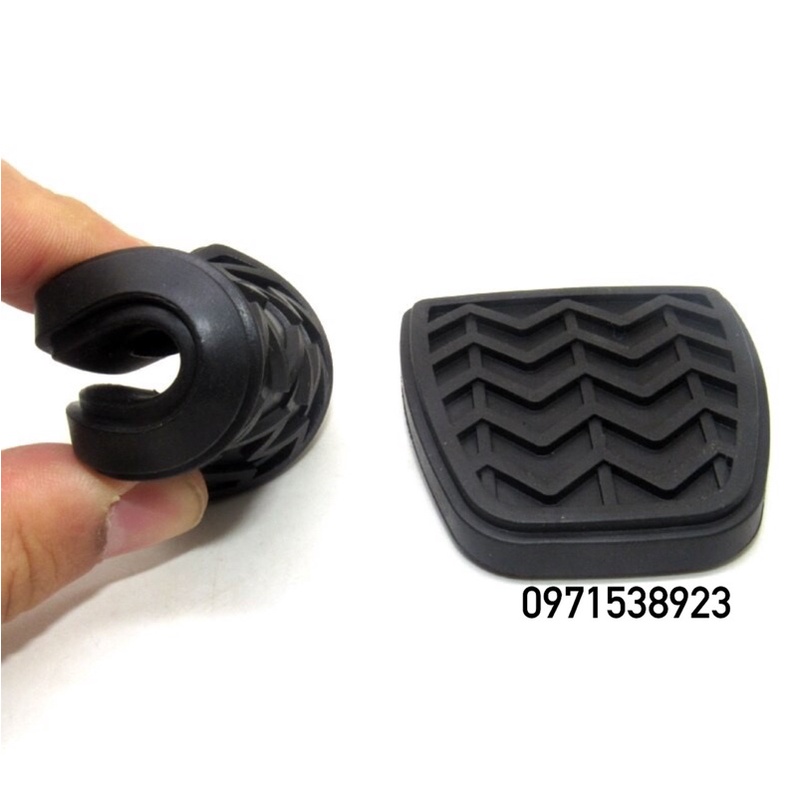 Miếng lót chân côn / Phanh  dùng xe TOYOTA XỊN CAO CẤP 31321-52010